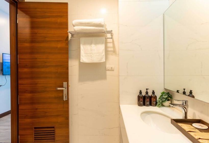 هتل Mt Collection