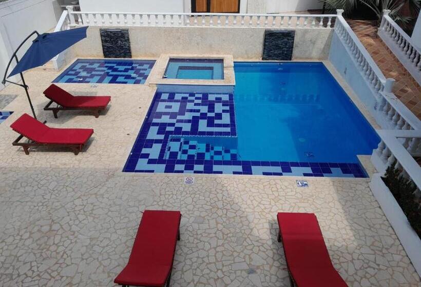 Отель Santa Fe Del Parque