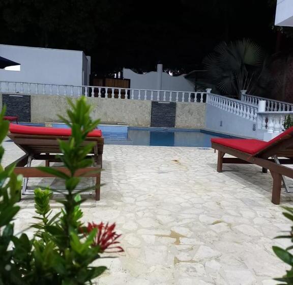 Отель Santa Fe Del Parque