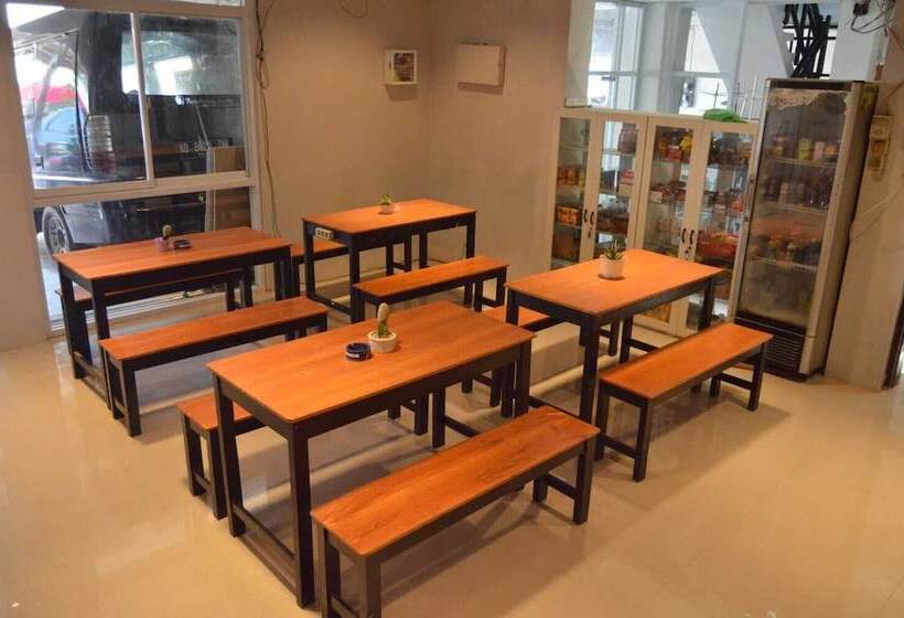 ホテル Simpang 7 Residence