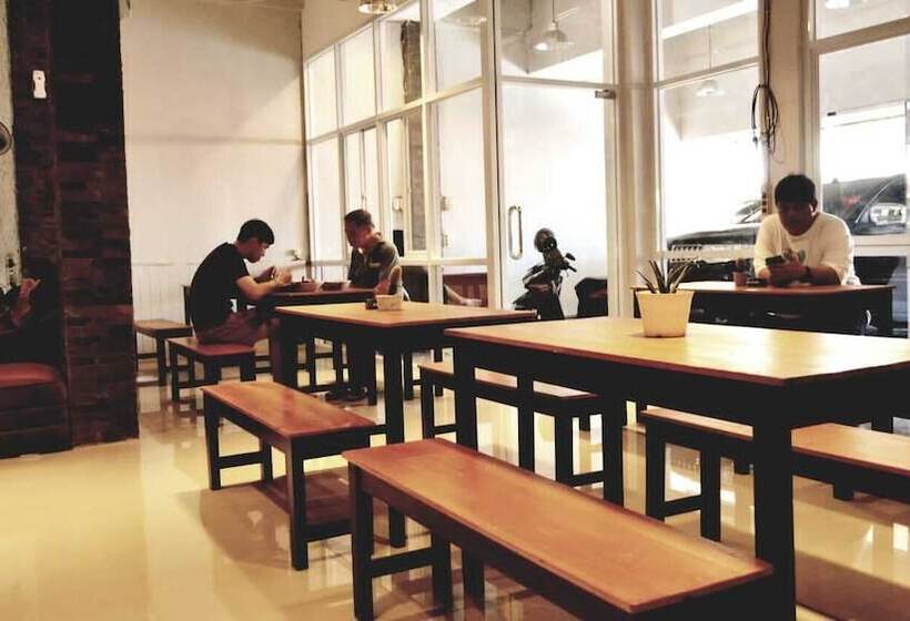 ホテル Simpang 7 Residence