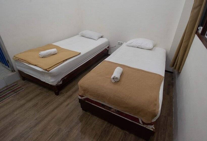 ホテル Simpang 7 Residence