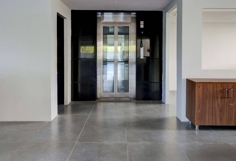 Отель Treebo Rushi Grand