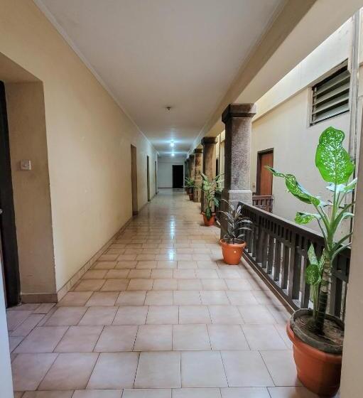 Отель Ymca   Near Meenakshi Amman Temple Madurai