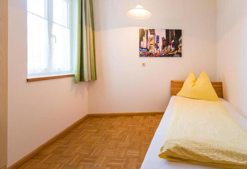 بنسيون B&b Zum Guten Tropfen