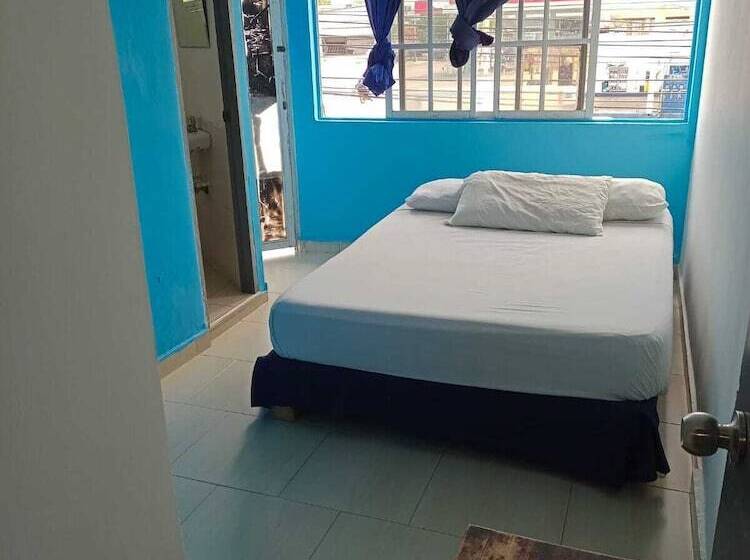 بنسيون Hospedaje Bosquemar