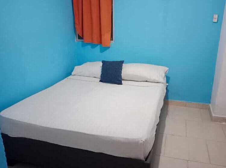 بنسيون Hospedaje Bosquemar