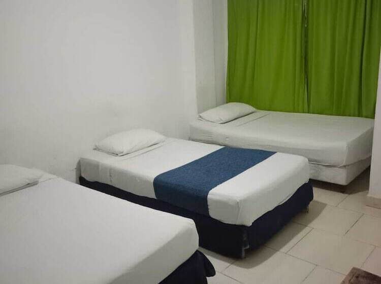 بنسيون Hospedaje Bosquemar