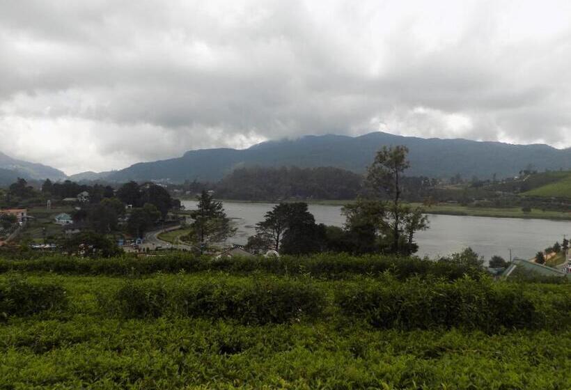 פנסיון Kadalla Cottage