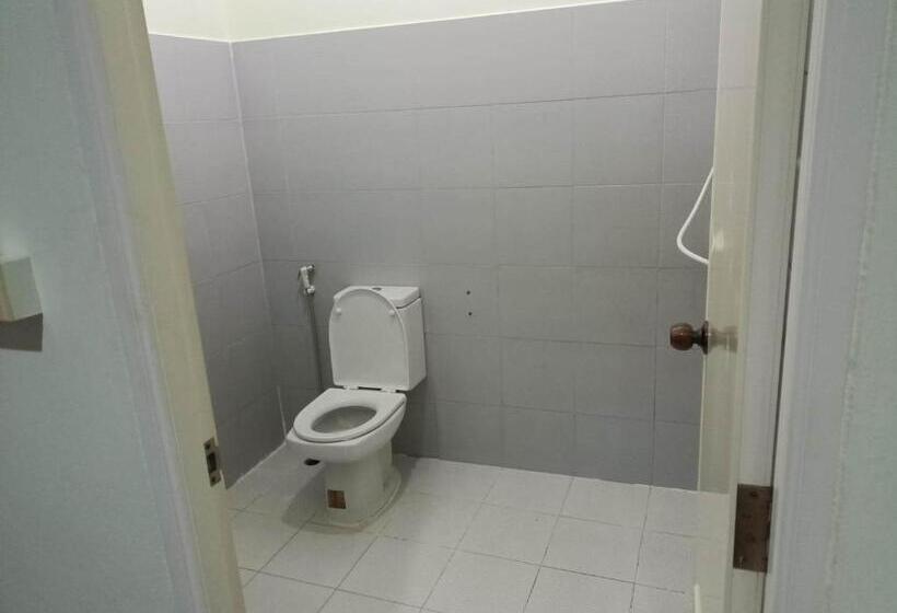 פנסיון Kata S.t House 2