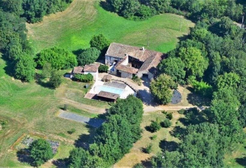 بنسيون La Ferme Parrinet   Gîte Et Chambres D Hôtes