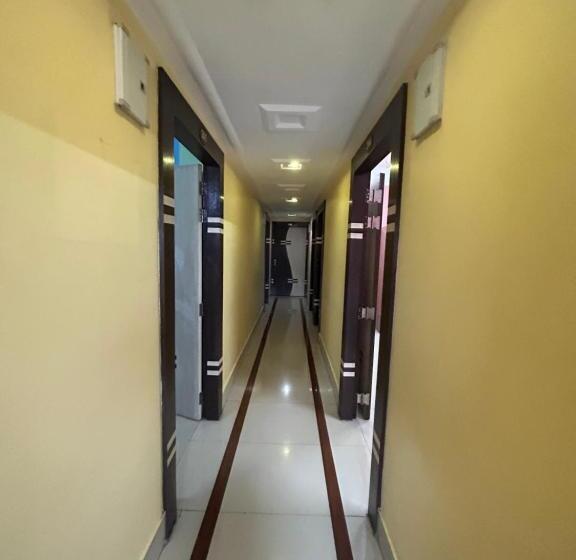 ペンション Roop Amrit Guest House