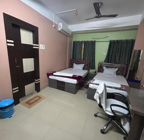 ペンション Roop Amrit Guest House