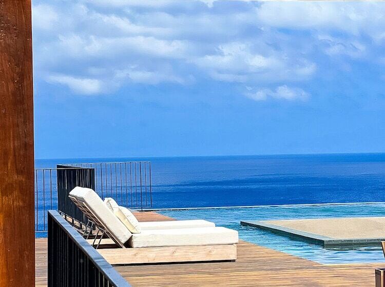 הוסטל Hamares Boutique