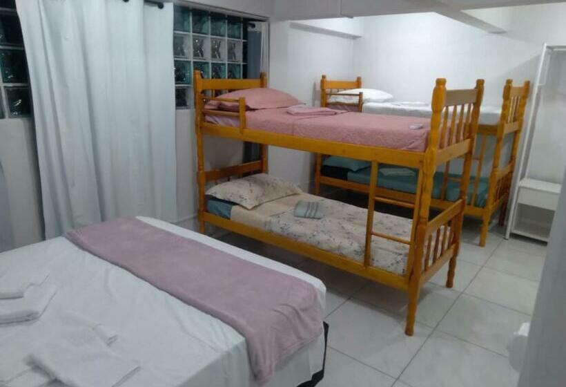 هاستل Pousada Cafe Com Margarida 150 Metros Do Mar Rua Do Calçadao Da Central