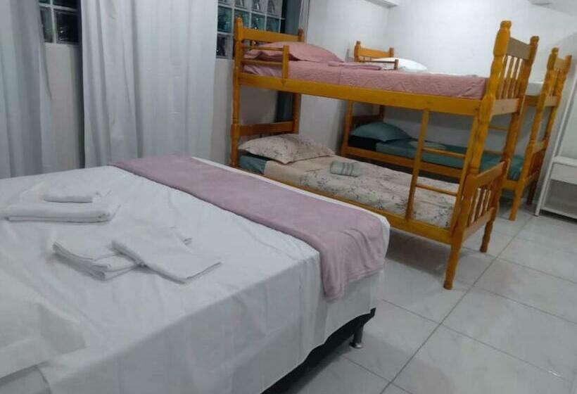 ユースホステル Pousada Cafe Com Margarida 150 Metros Do Mar Rua Do Calçadao Da Central