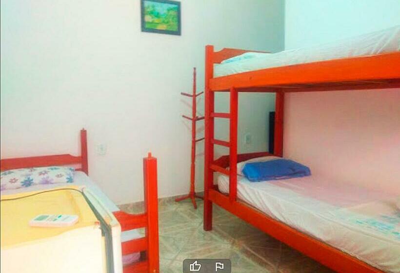 호스텔 Pousada Poetas De Itaúnas