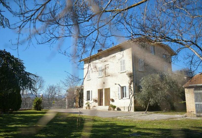 مبيت وإفطار Il Glicine