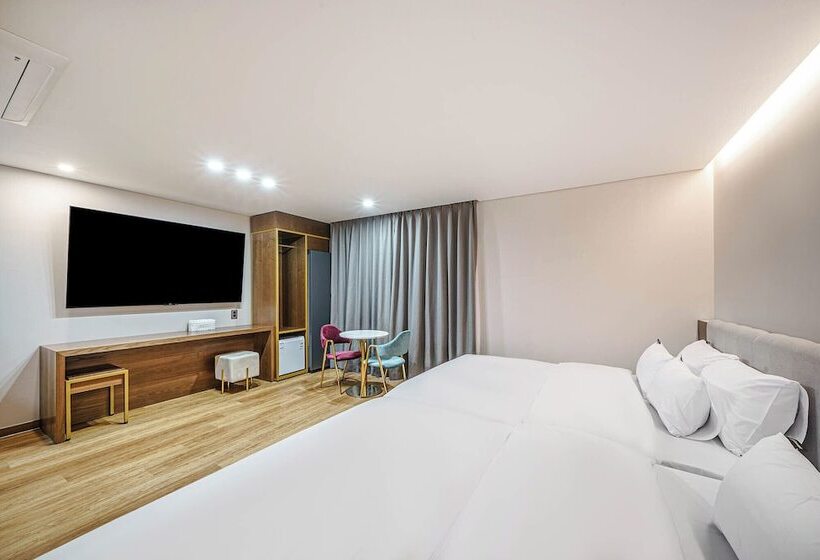 Browndot Hotel Jeonju Ajung