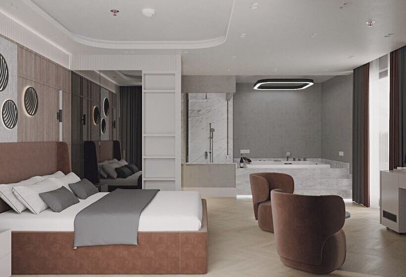 Отель Awen Lara