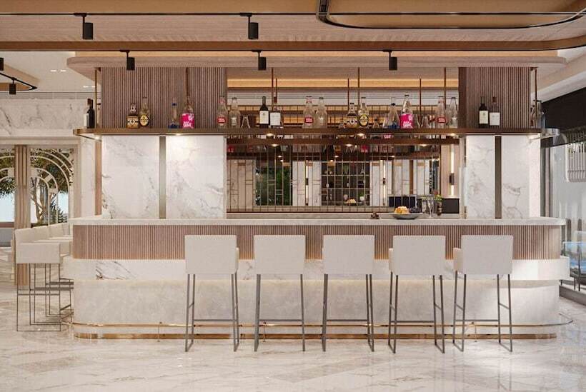 Отель Awen Lara