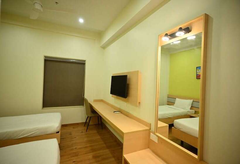 호텔 City Centre Latur