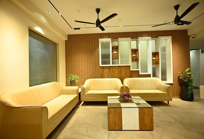 호텔 City Centre Latur