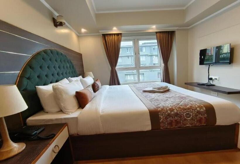 בית מלון כפרי Cliffton Royals