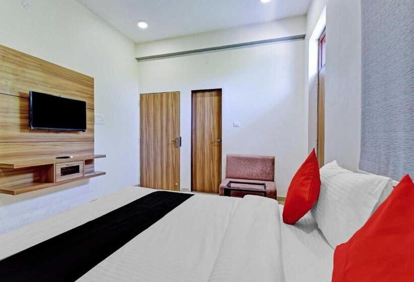 Super Collection O Hotel Roxas