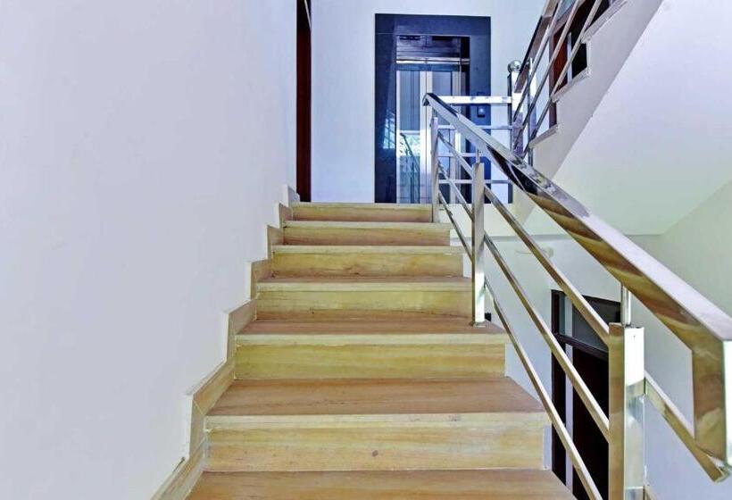 Super Collection O Hotel Roxas