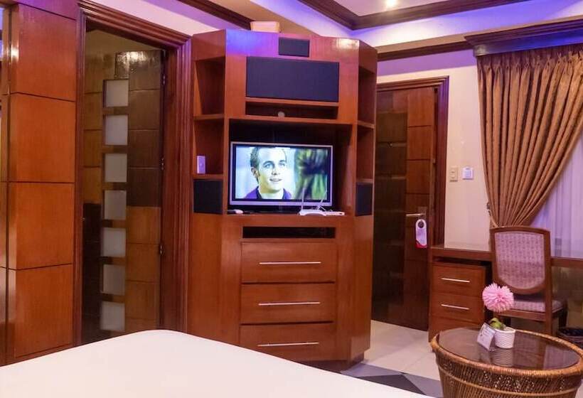 هتل Fields Palace