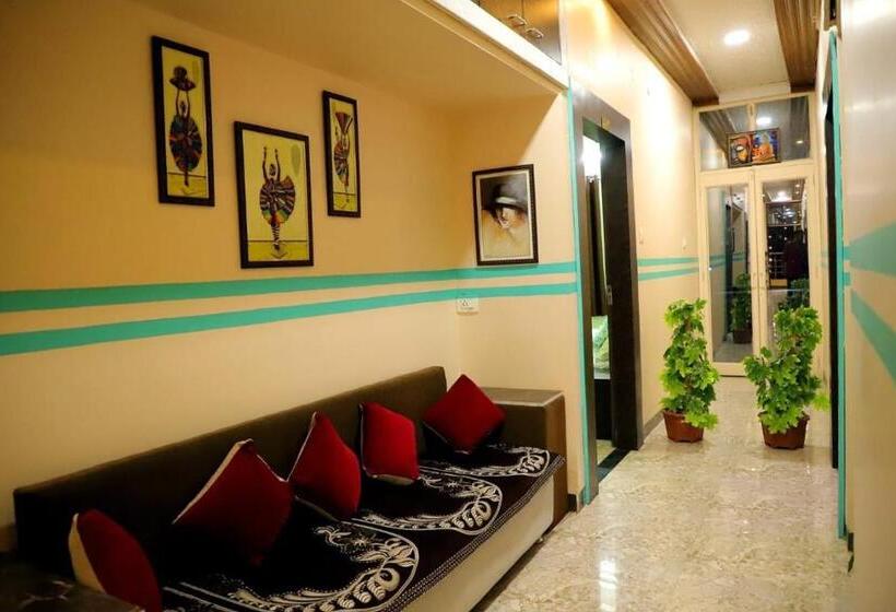 בית מלון כפרי Mahishmati Palace