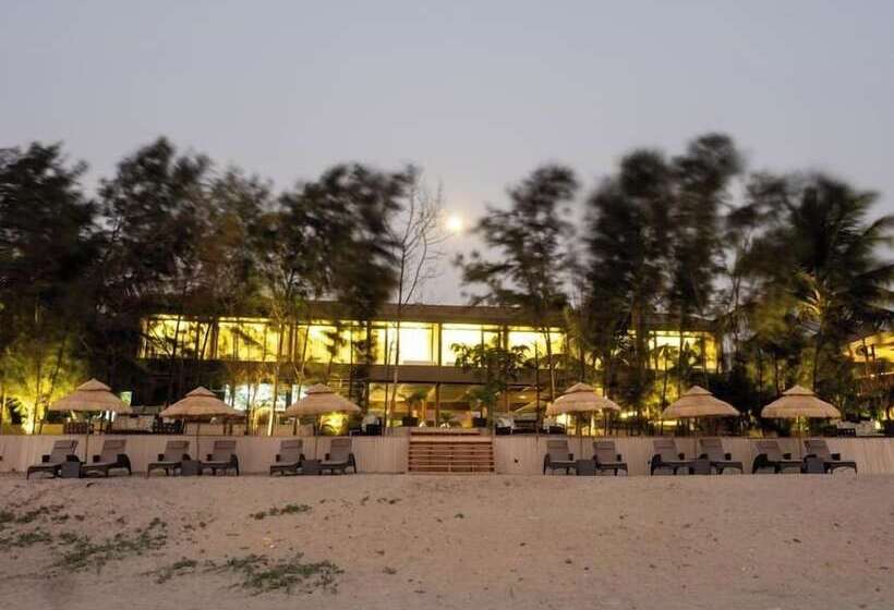 בית מלון כפרי Red Thread Morjim