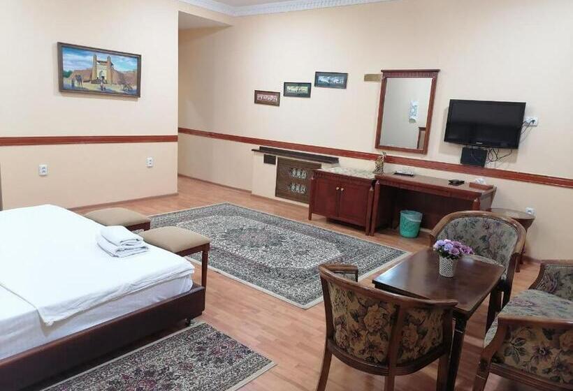 فندق Sarbon Plaza