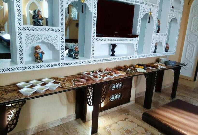 فندق Sarbon Plaza