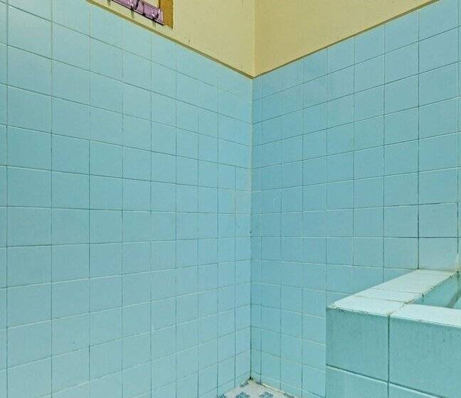 Spot On 92408 Hotel Renata 2