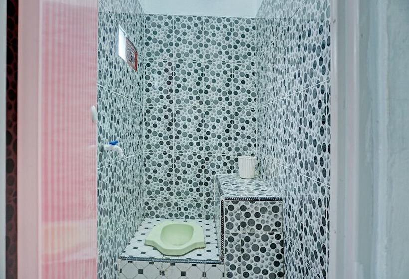 בית מלון כפרי Spot On 92412 Homestay Eka Fortuna Ranau