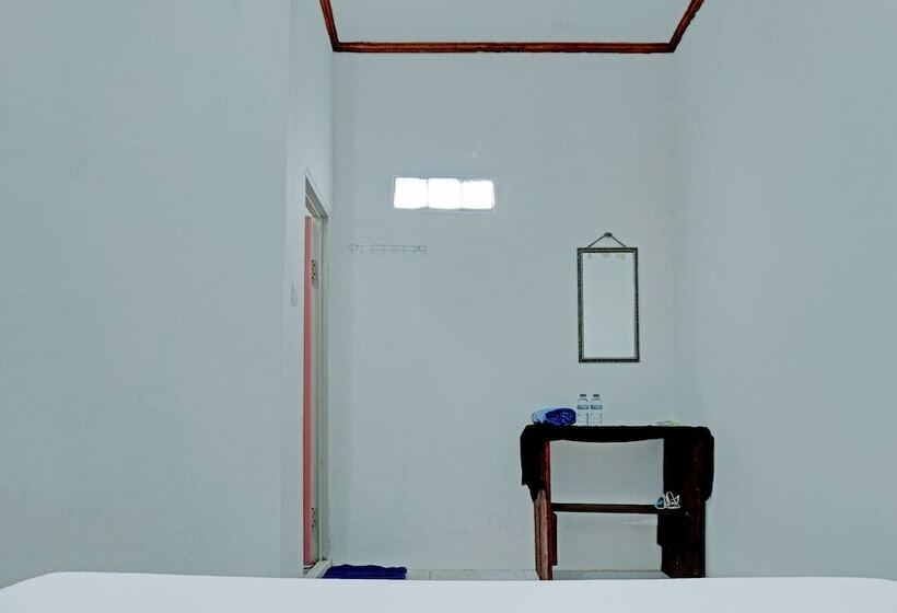 فندق Spot On 92412 Homestay Eka Fortuna Ranau