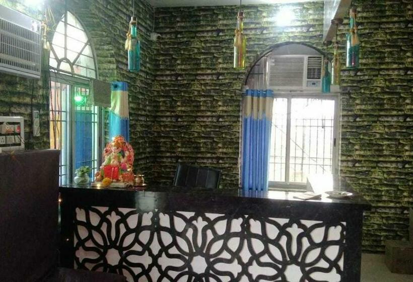 בית מלון כפרי Spot On The Green Resort Restaurant