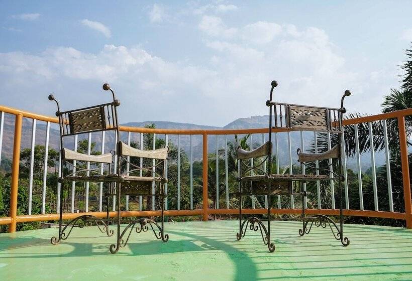 בית מלון כפרי The Riverstone Agro Farm