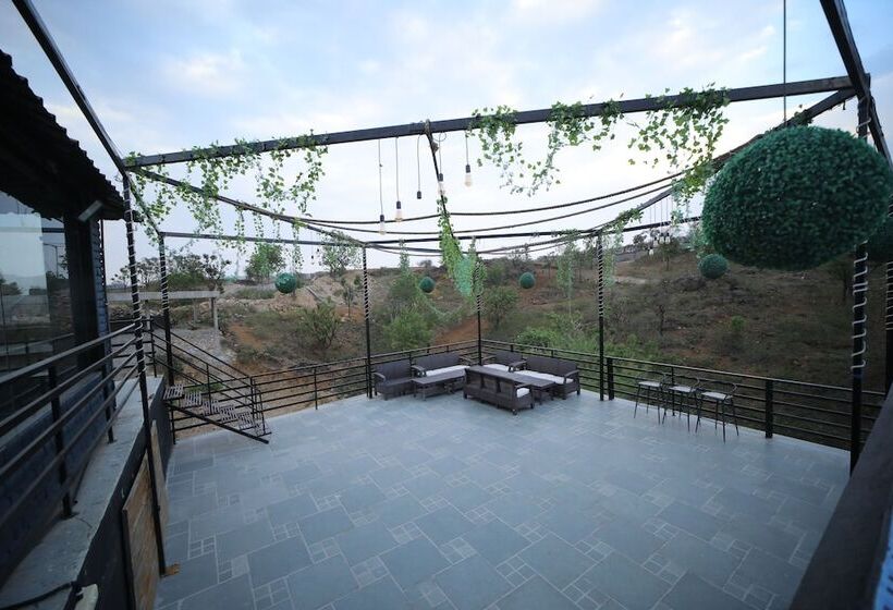 Hotel Shiv Ashray Resort