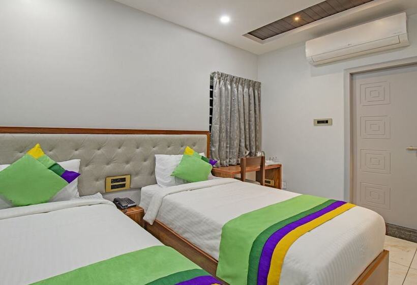 هتل Treebo Abhi Suites, Guntur