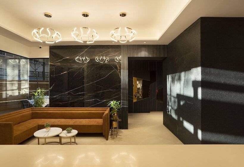 酒店 Treebo Premium Savera Inn