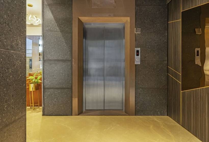 酒店 Treebo Premium Savera Inn