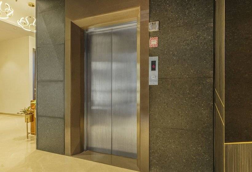 酒店 Treebo Premium Savera Inn