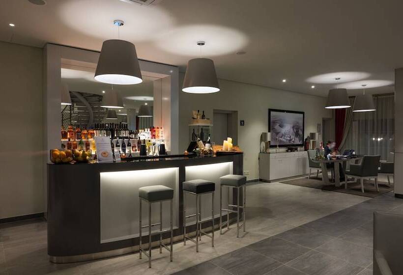 Отель Vila Gale Collection Monte Do Vilar