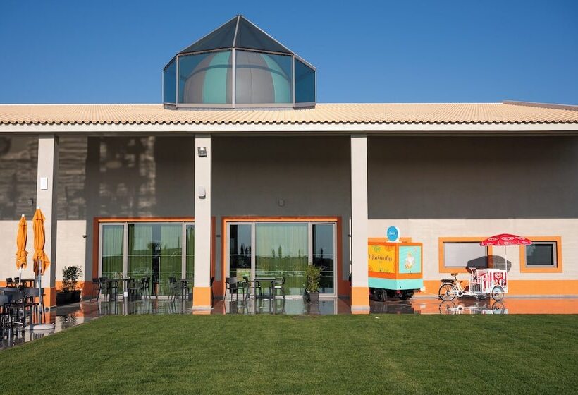 هتل Vila Gale Nep Kids