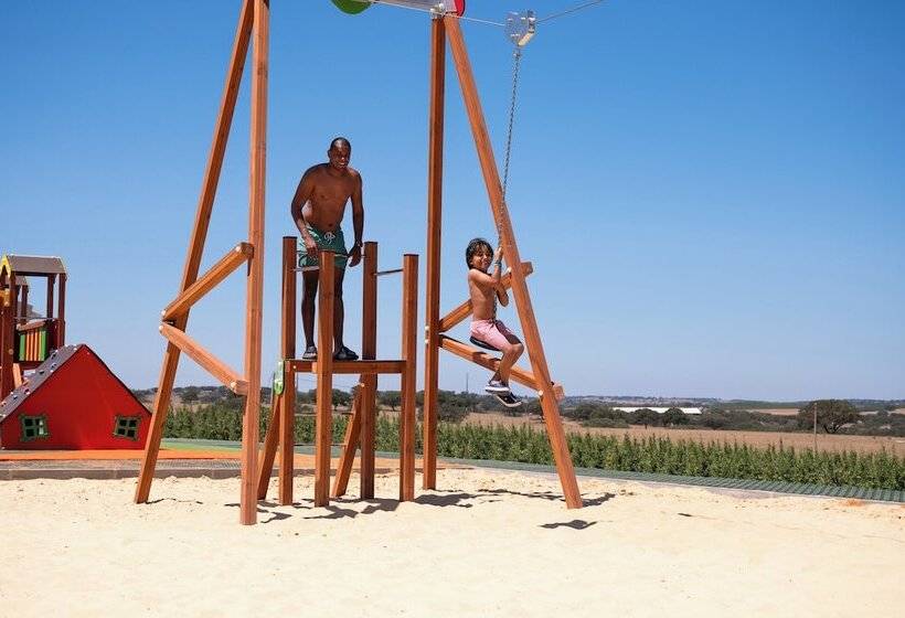 Отель Vila Gale Nep Kids