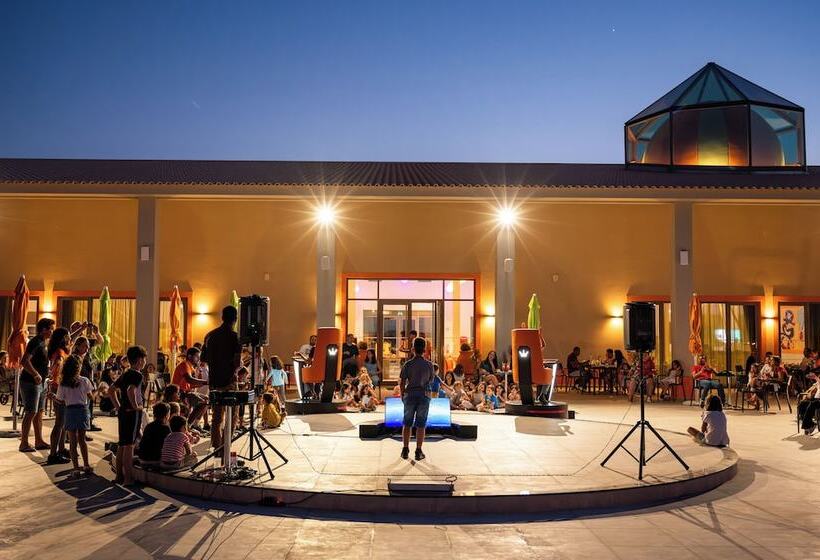 Отель Vila Gale Nep Kids