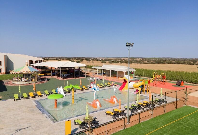 هتل Vila Gale Nep Kids